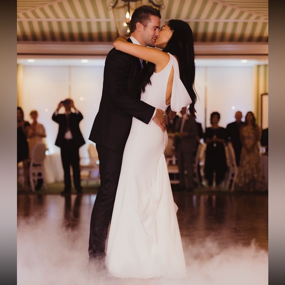 Hello! - Picture 3 of 13